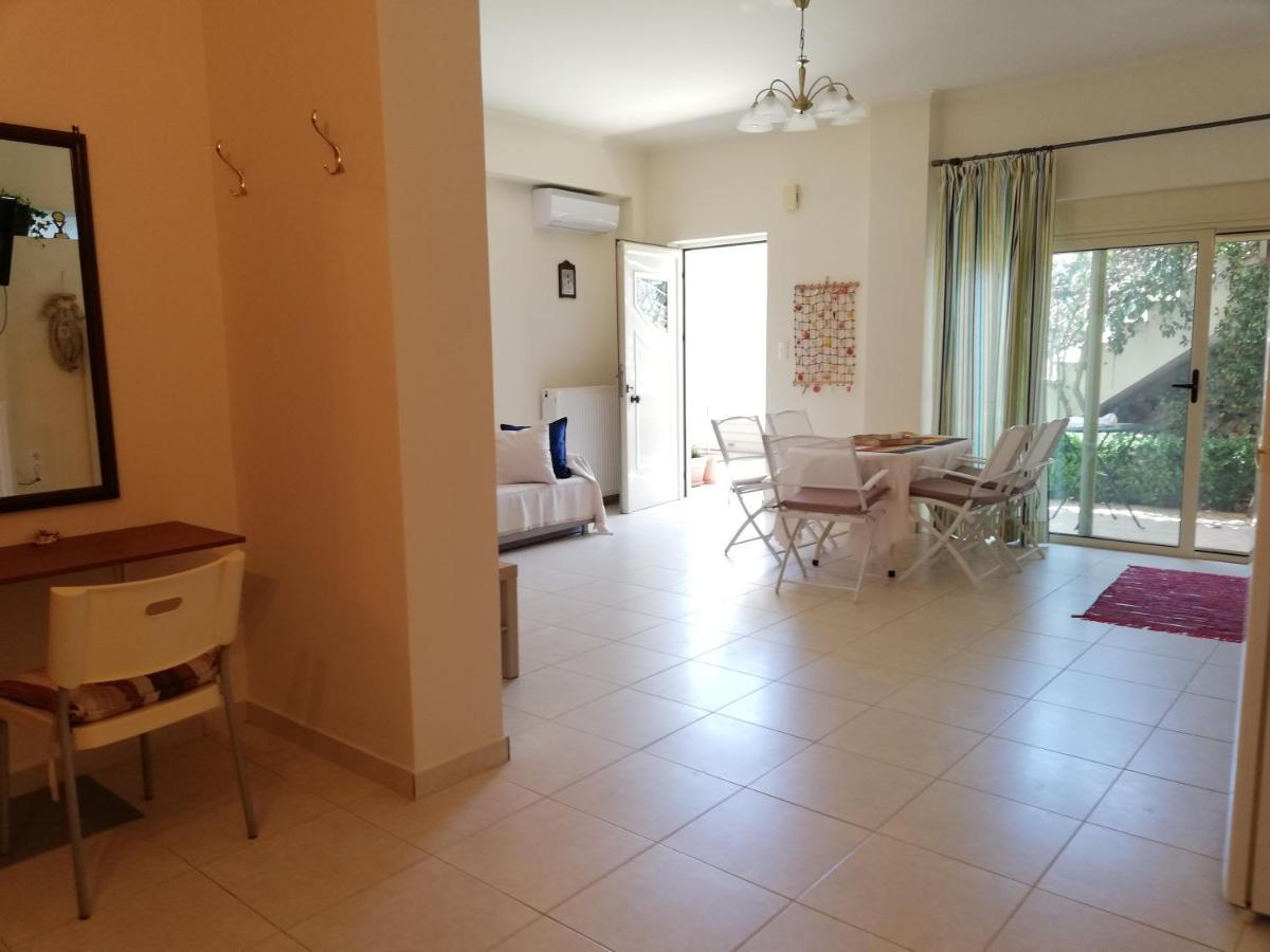 Althea Holiday Studio Αγία Μαρίνα Εξωτερικό φωτογραφία